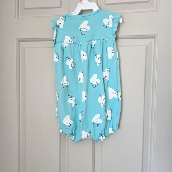 3/$15 Carters Romper Suze 24 M - Picture 2 of 3
